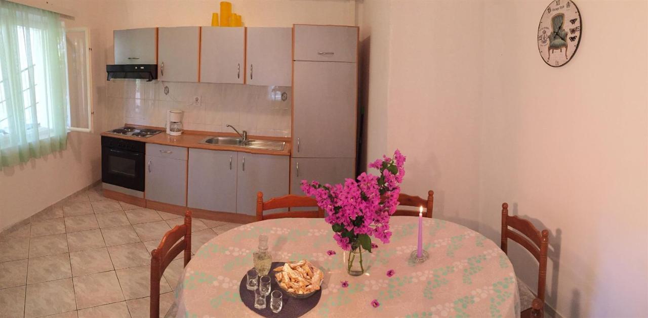 Apartments Tamara Orebić Eksteriør bilde